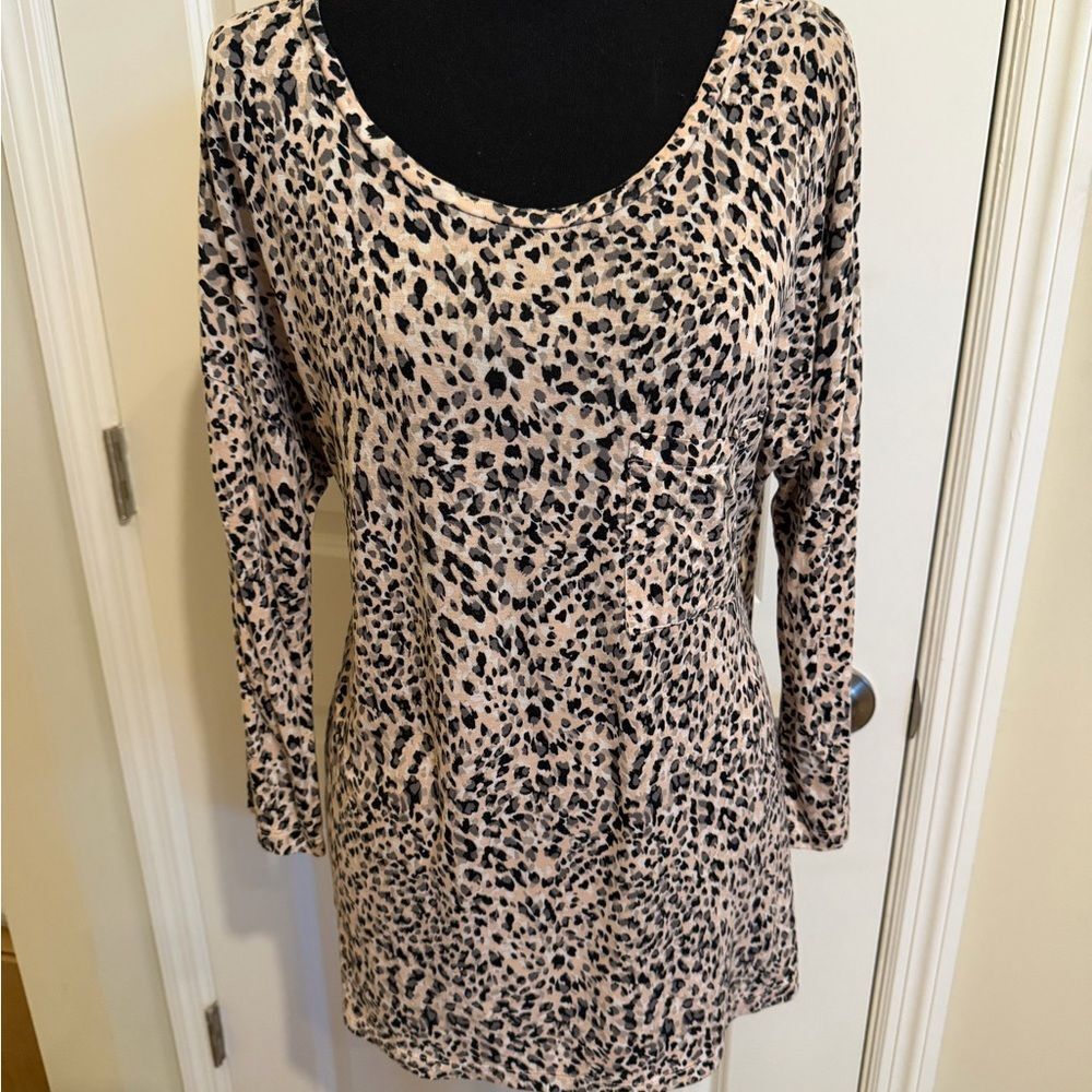 Banana Republic Leopard Print Long Sleeve Top